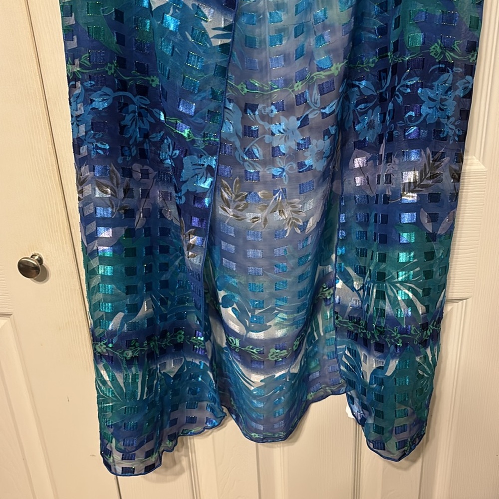 Capistrano Sarong - Picture 3 of 6